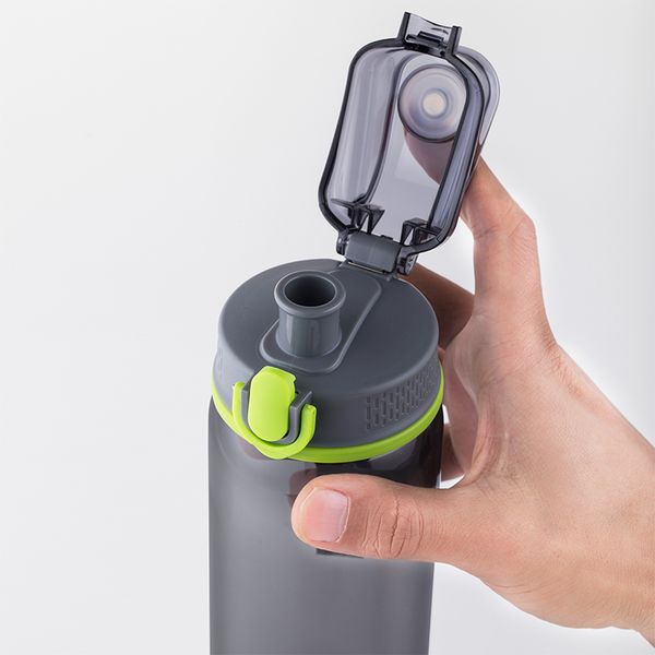 800ml BPA-free Tritan sports water bottle, lightweight outdoor drinking flask