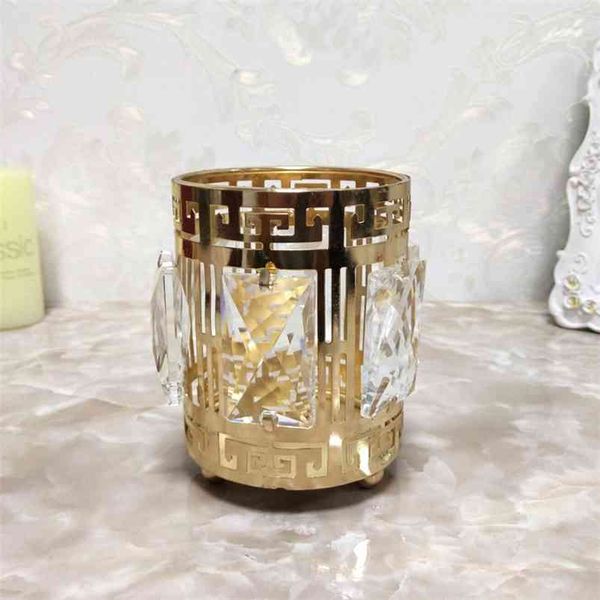 A stylish European-inspired metal candelabra desk organizer for holding pens and classic Chinese calligraphy brushes
