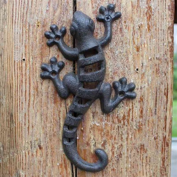 Black European vintage cast iron gecko wall decor, handmade lizard sculpture for garden or bar