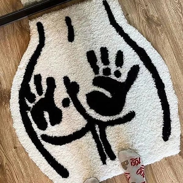 Carpet Ass Butt Carpet Soft Tufted Rug for Bathroom Non-slip Absorb Water Plush Handmade floormat Bedroom Kitchen Toilet Carpet 231122

Soft tufted bathroom carpet with non-slip backing, water-absorbent plush handmade rug for bedroom, kitchen or toilet