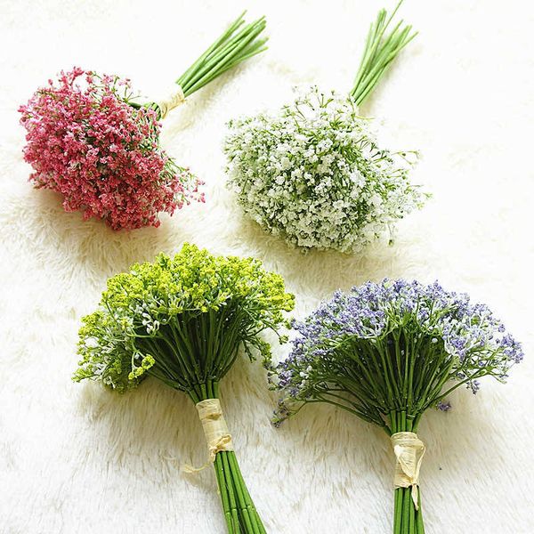 Cordate telosma branches adorn the sky with star-like flowers, perfect for home decor and wedding bouquets