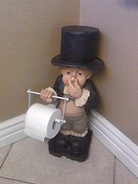 Creative Spoof Paper Holder Statue Cute Funny Decorative Resin Butler Shape Tissue Stand Rack Sculpture for Toilet Decoration 220602 figurin

Whimsical resin butler-shaped decorative tissue holder ...