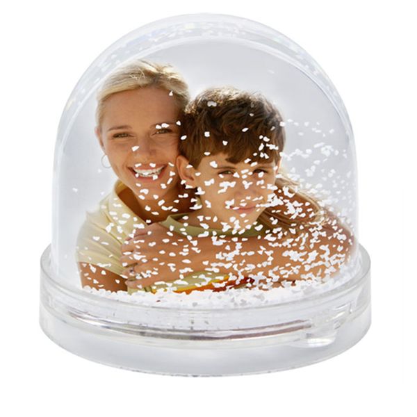 Customizable photo snow globe with dry plastic insert  
Personalized snow globe featuring a picture insert, no liquid  
DIY gift snow globe with removable photo panel  
Waterless snow globe with pl...