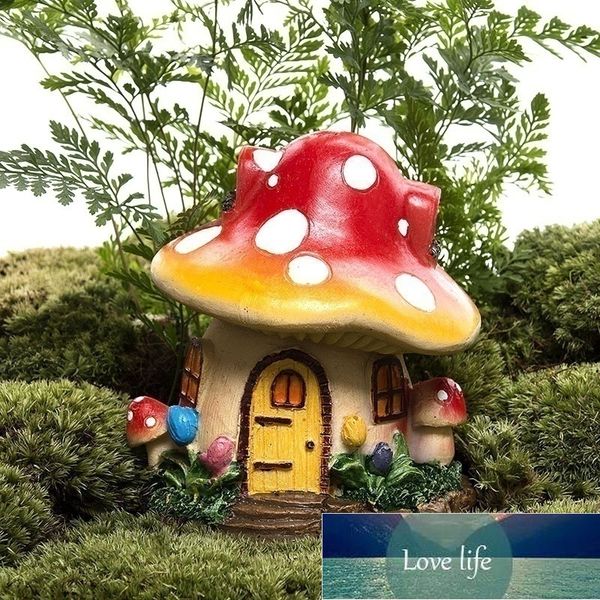 Cute 8.5x10cm mushroom house resin ornament for fairy gardens, potted plants, and home decor, featuring expert design and factory pricing