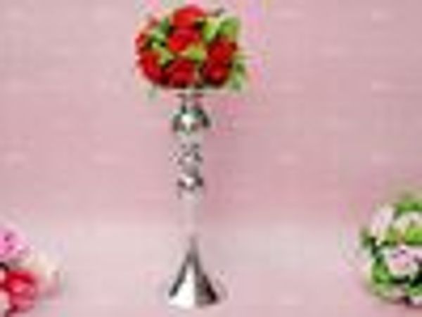 Decorative floral vases for wedding table centerpieces