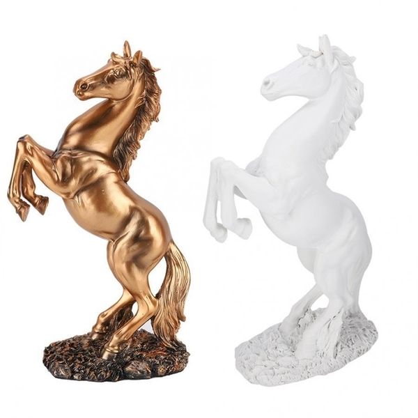 Elegant European-style horse sculpture for home or desk decoration, a vintage figurine craft perfect for room or wall decor