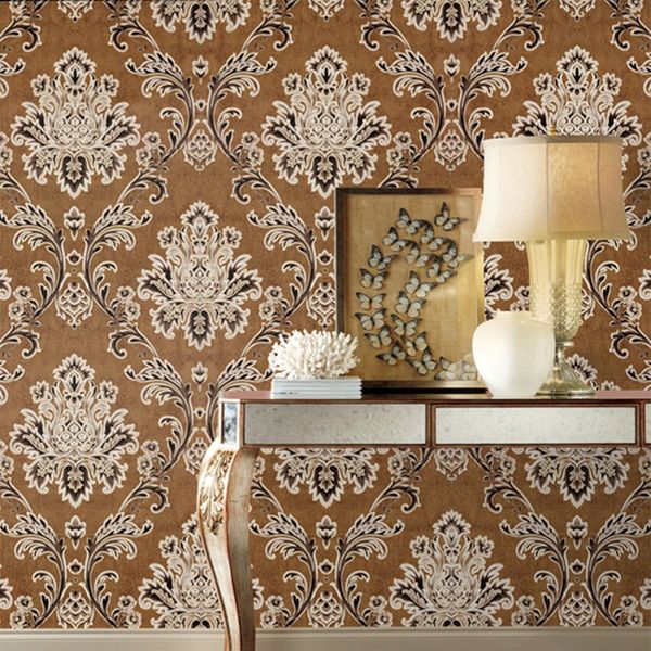 Europe vintage-inspired simple wallpaper featuring diamond patterns in black, white, and brown tones, ideal for living rooms, cafes, studies, or TV walls