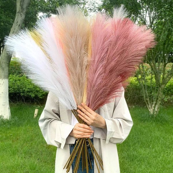 Faux floral greenery set of 5 pieces, 100-70cm artificial pampas grass bouquet for year-round holiday, wedding, party, and home decoration, featuring lifelike dried flower arrangements