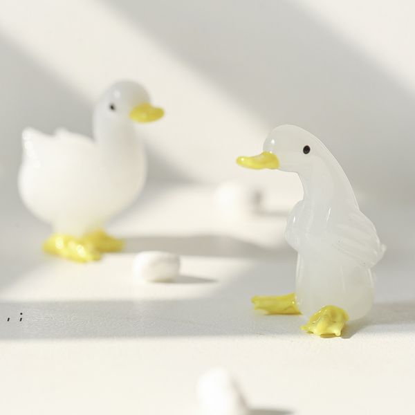 Handcrafted creative goose-shaped glass ornaments for stylish living room or desktop decor