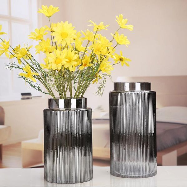 High-end European glass vases for elegant home decor, stylish Nordic tabletop centerpieces and quality gift options