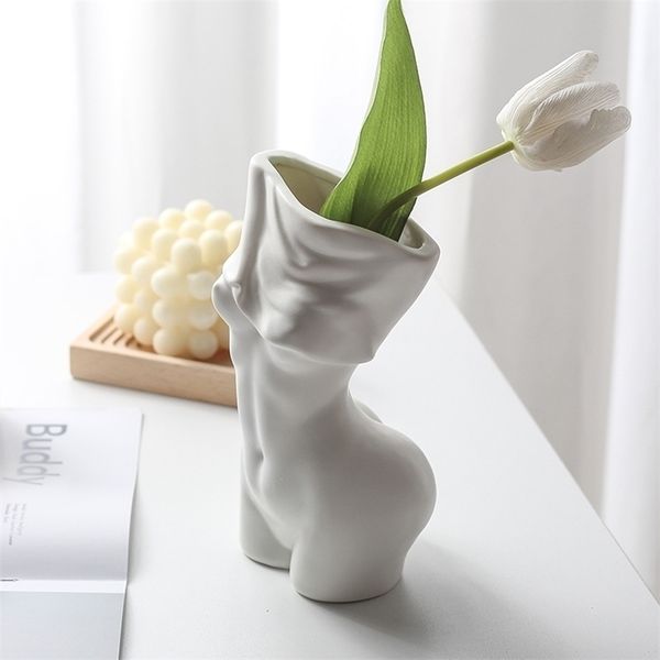 Ins Body Vase Female Matte White Ceramic Sculpture Unique Modern Chic Home Decoration Flower Pot Cute Minimalism 211215