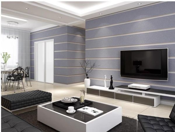 Light grey 3D striped wallpaper for modern living rooms, featuring a simple hotel-style design with light blue thickened rolls
