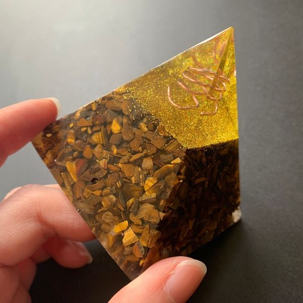 Natural Tiger Eye Beads Stone Chakra Orgone Pyramid Resin Reiki Crystal Stones Figurine Statue Fengshui Home Decor Wholesale T200703
