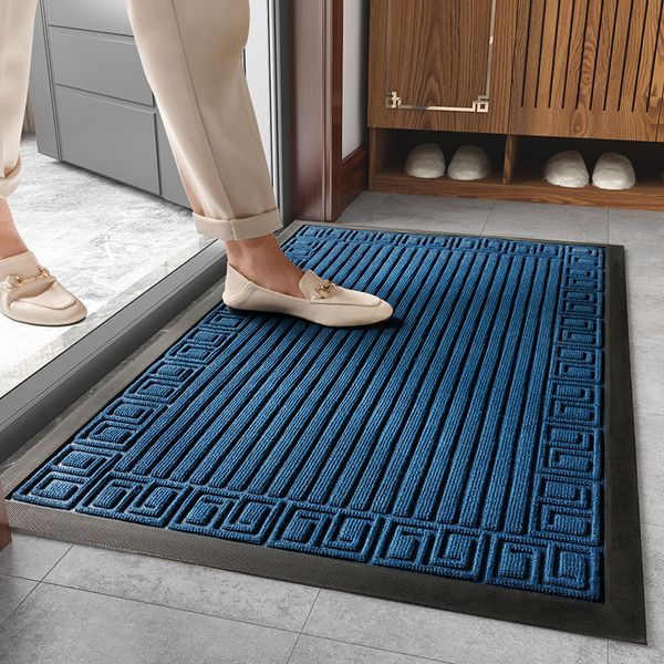 Non-slip rubber mat for entryways, balconies, and terraces with durable, resilient, dustproof design