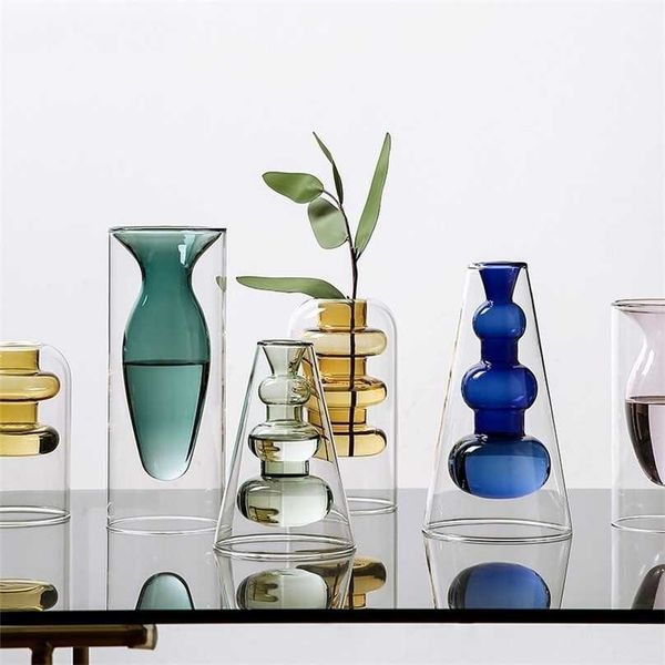 Nordic-inspired transparent glass vase for elegant home decor and floral arrangements