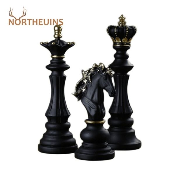 NORTHEUIN's Resin Retro Chess Figurine for Home Decor - King Knight Sculpture for Living Room or Desktop