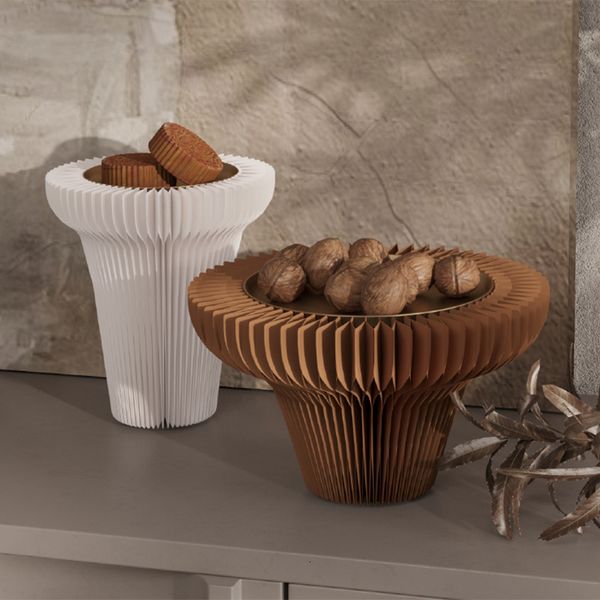 Novelty desktop organizer for cosmetics, aromatherapy, and perfume display  
Folding kraft paper dessert stand with decorative shelf  
Deformed storage tray for ornament and decoration display