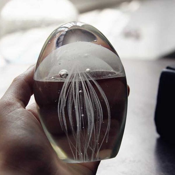 Novelty Items Colored Handmade Glow Glass Jellyfish Figurines Paperweight Aquarium Crystal Fengshui Home Decoration G230520