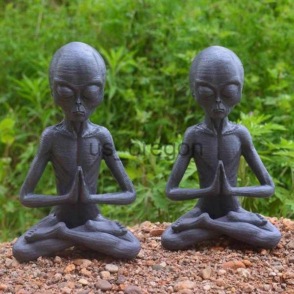Other Home Decor Alien Figurine Garden Statue New Outer Space Alien Statue Martian AntiFade Meditating Alien Sculpture Indoor Outdoor Decora

New space-themed alien garden statue featuring a medita...