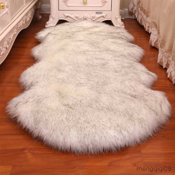 Plush wool shaggy rug with soft sheepskin texture for bedroom or living room