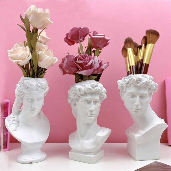 Resin decorative flower pot for home, serving as a pen holder or makeup brush organizer with European-style sculptural design