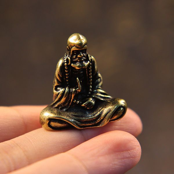 Retro brass mini statue of Bodhidharma, a handcrafted copper figurine for desk decor or gifting