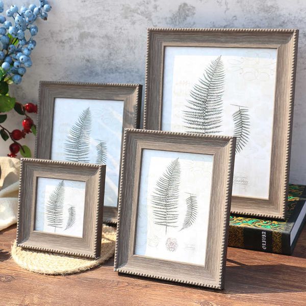 Retro-style quality picture frames for 5-10 inch wall or table decor