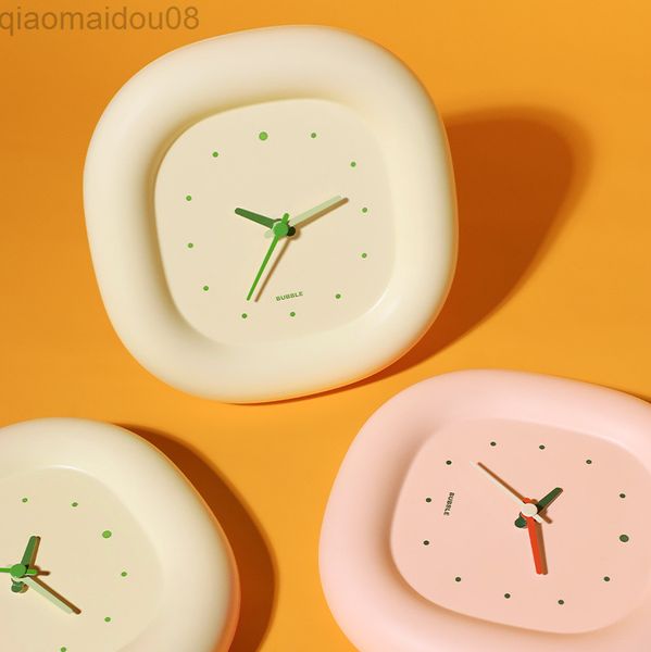 Wall clocks from Joylove featuring bubble design, simple and new Chinese style, perfect for living rooms and bedrooms with silent quartz movement